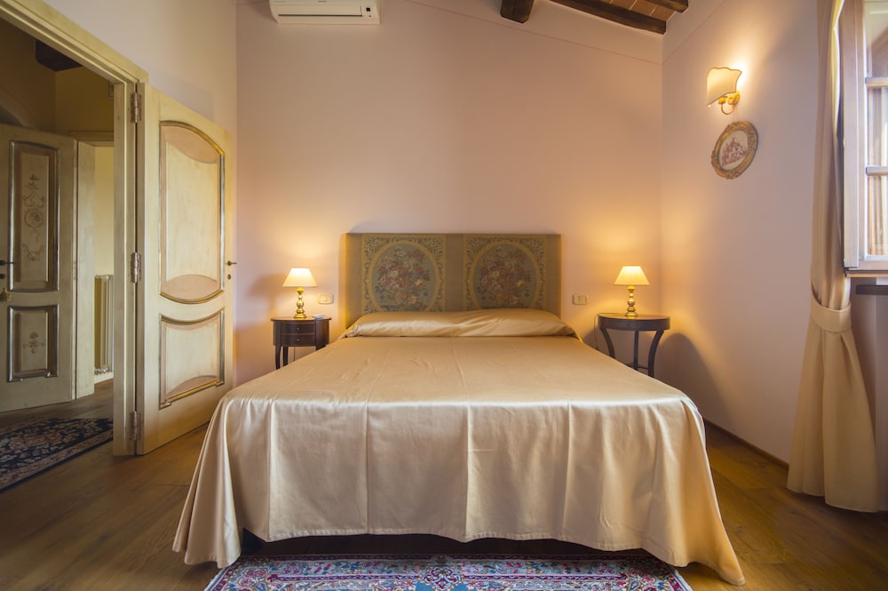 Luxury Villa, Multiple Bedrooms, Valley View photo 3