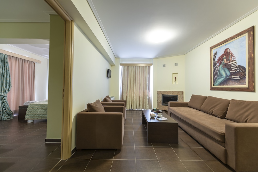 Family Suite (Quadruple) photo 3