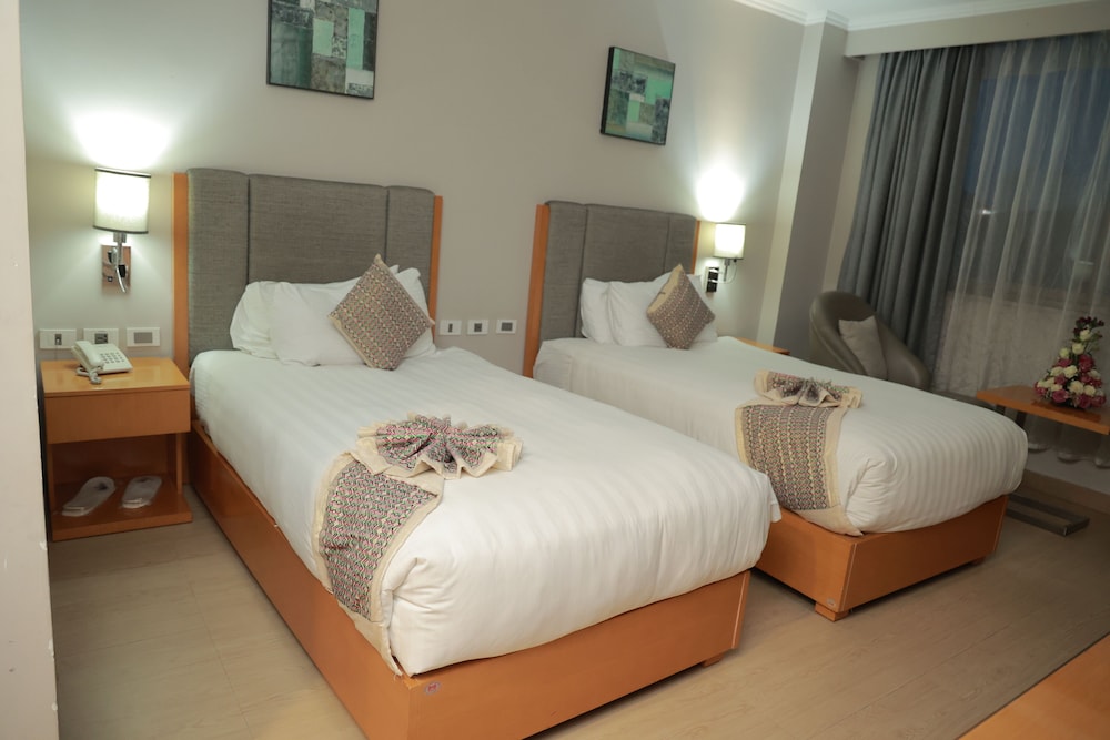 Twin Room - Photo 2
