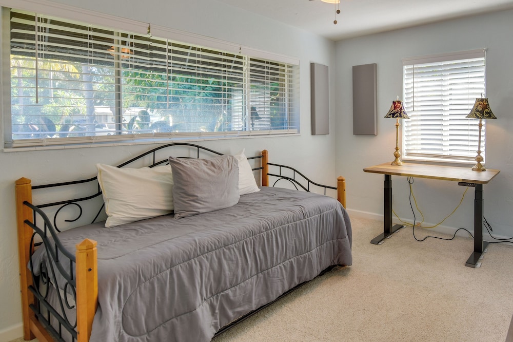 House (2 Bedrooms) photo 2