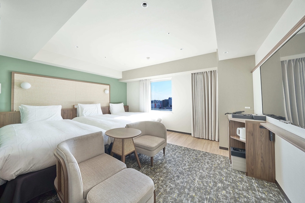 Corner Twin with Extra Bed, Non Smoking photo 1