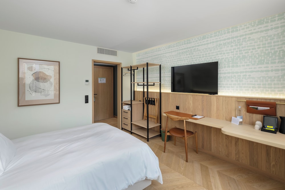 Basic Single Room photo 2