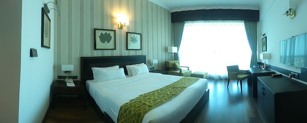 Deluxe Double Room, 1 King Bed - Photo 5