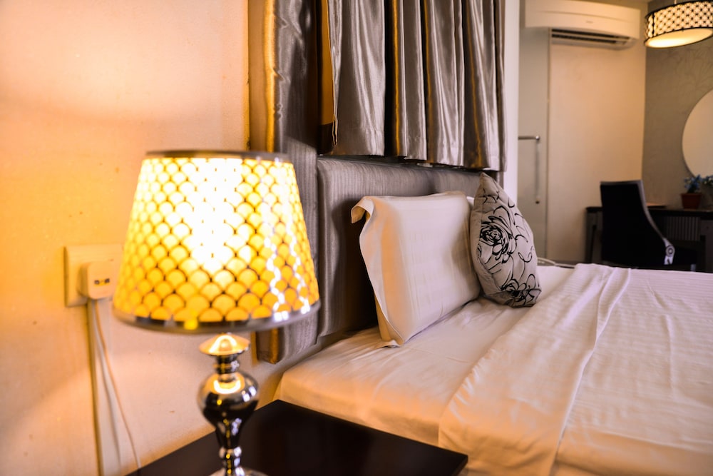 Executive Suite, 1 King Bed photo 3