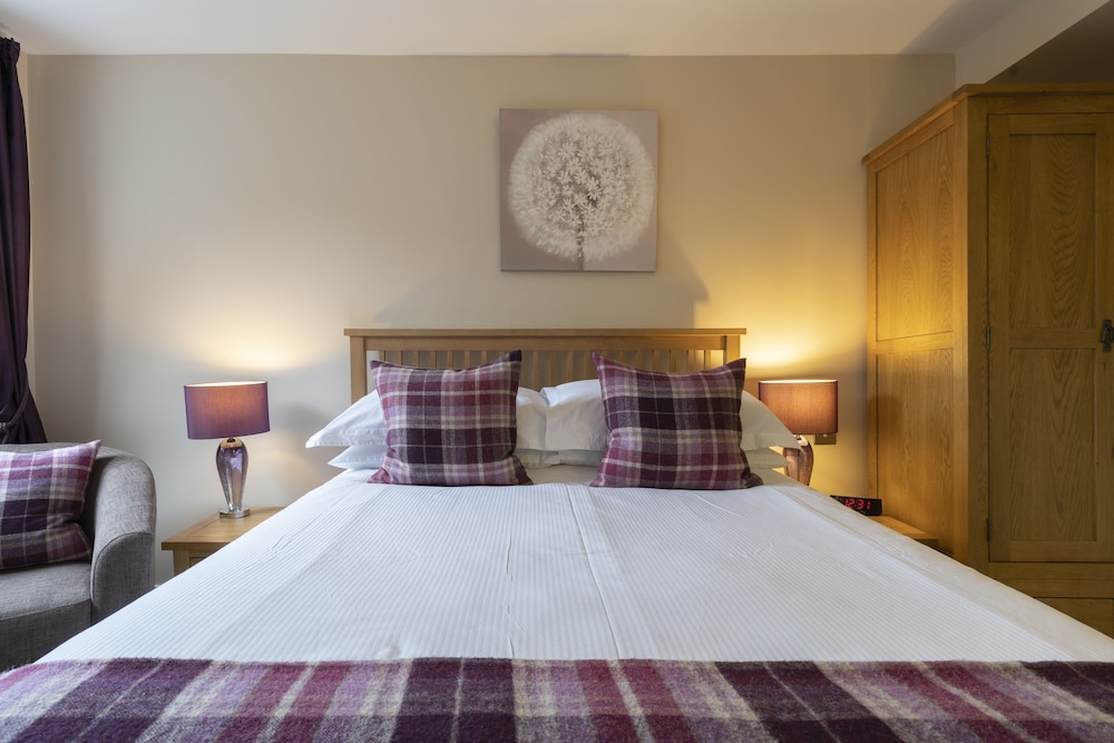 Double Room (Small) photo 3