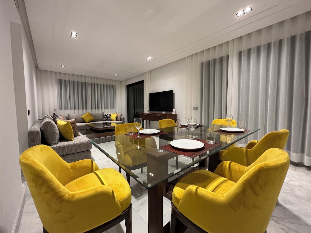 Family Apartment photo 1