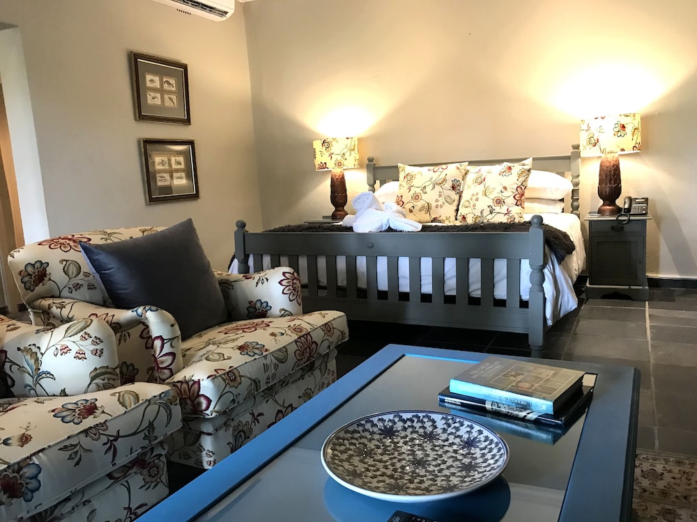 Executive Room, 2 Bedrooms, Connecting Rooms, Garden View photo 3