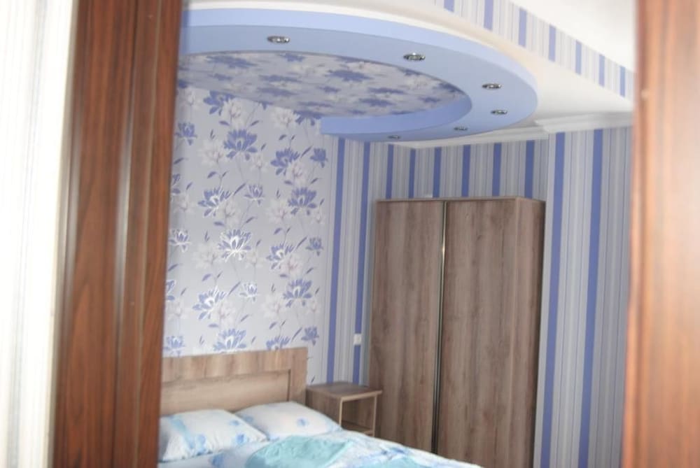 Twin Room, Shared Bathroom