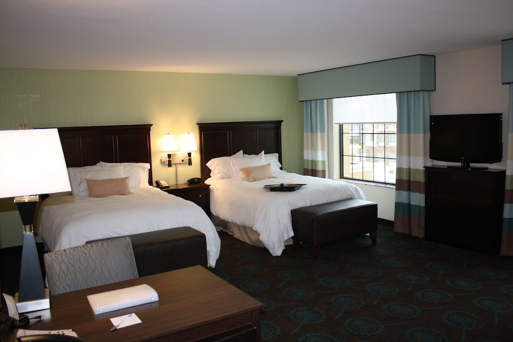 Room, 2 Queen Beds, Accessible, Non Smoking - Photo 1