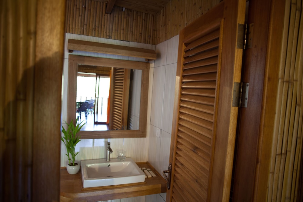 Deluxe Suite, River View photo 2