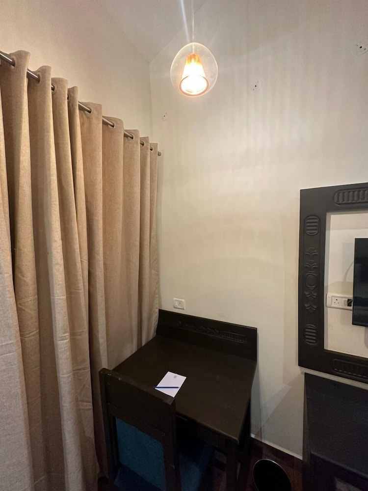 Classic Room - Photo 13
