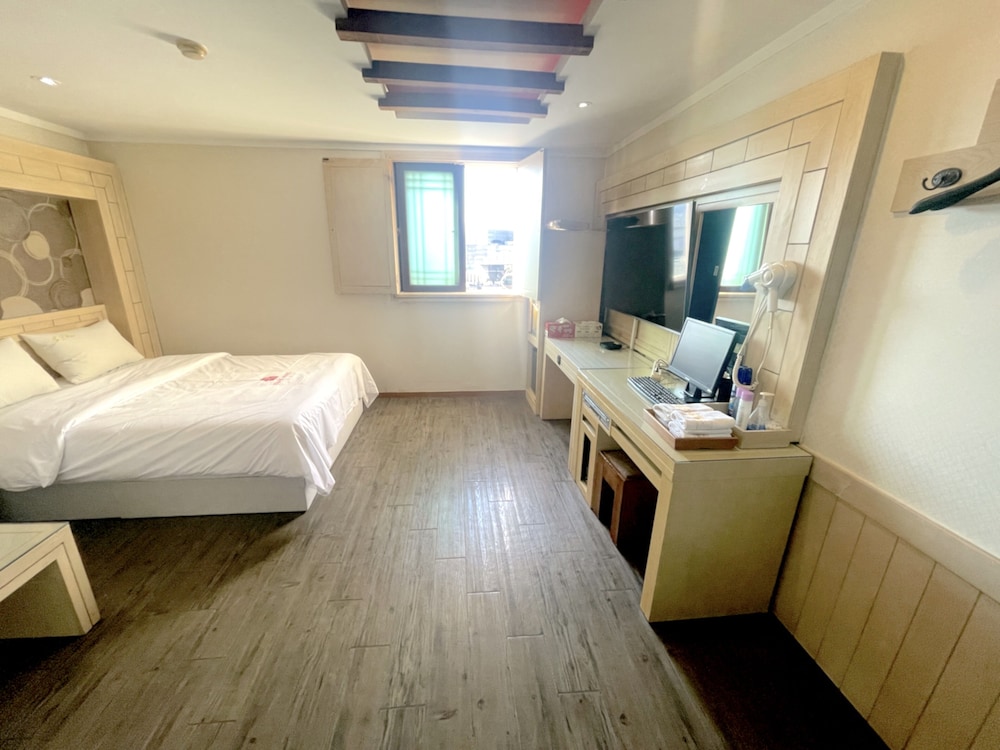 Basic Room