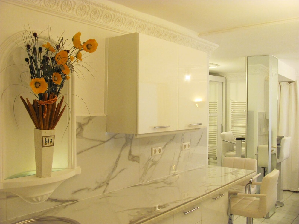 Double Room, Private Bathroom, Courtyard View (3) photo 3