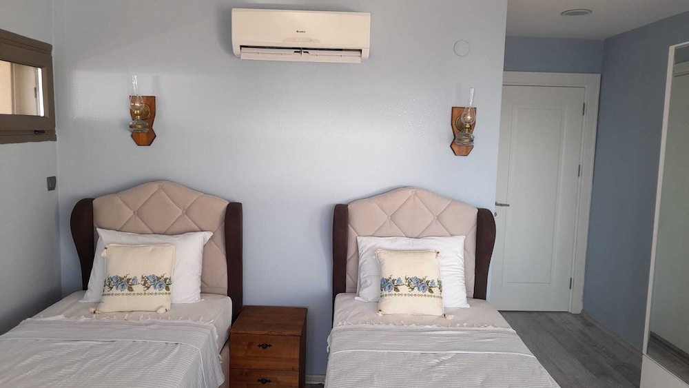 Standard Twin Room photo 1