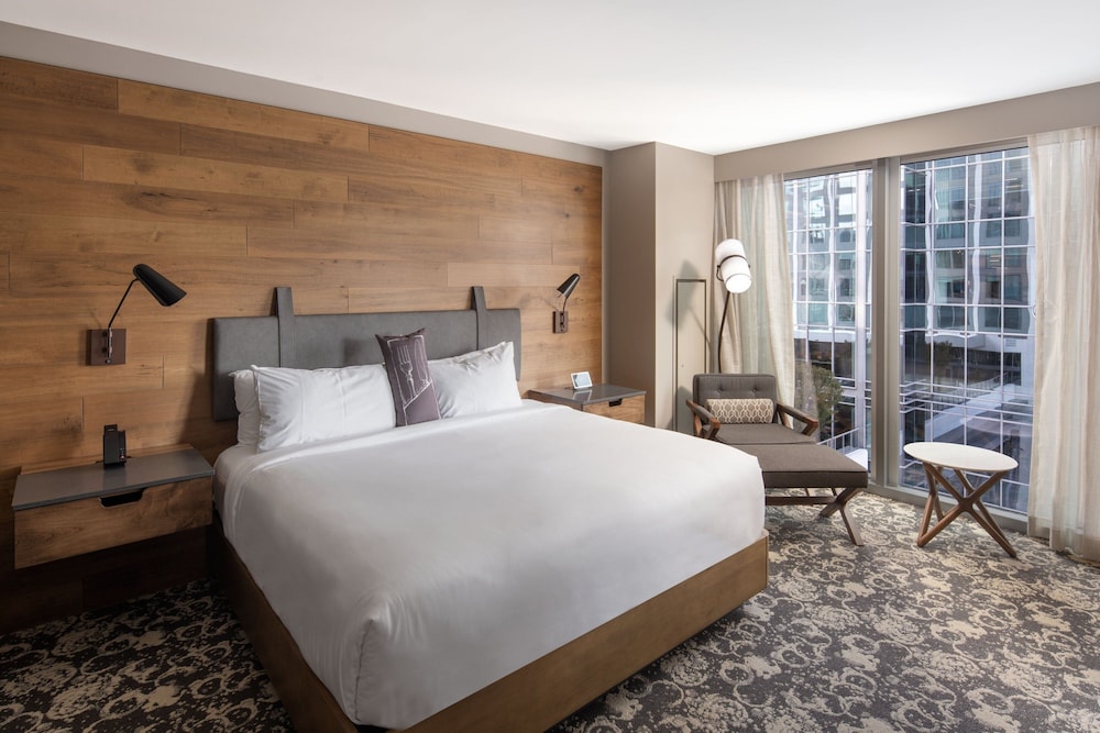 Junior Suite, 1 Bedroom, Courtyard View - Photo 8
