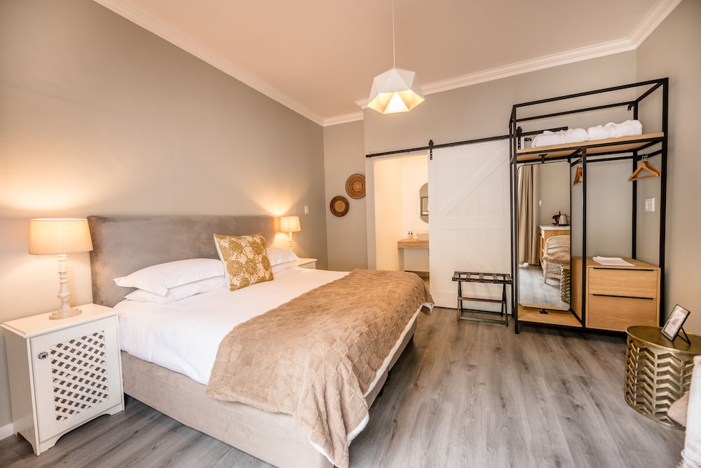 Double Room - Photo 3