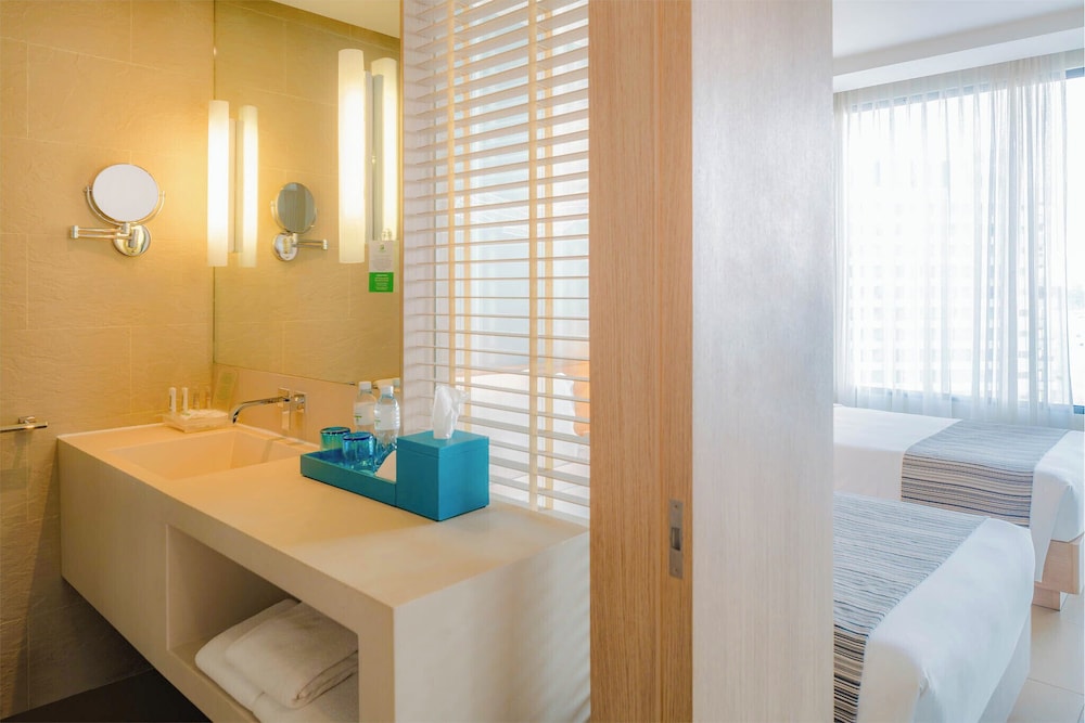 Standard Room, 2 Twin Beds, Business Lounge Access, Tower (Executive Tower)