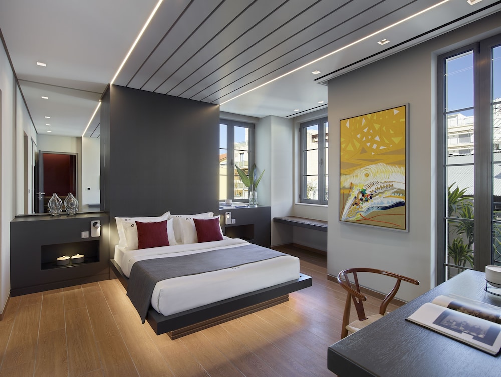 Grand Suite, 2 Bedrooms, Balcony, City View photo 1