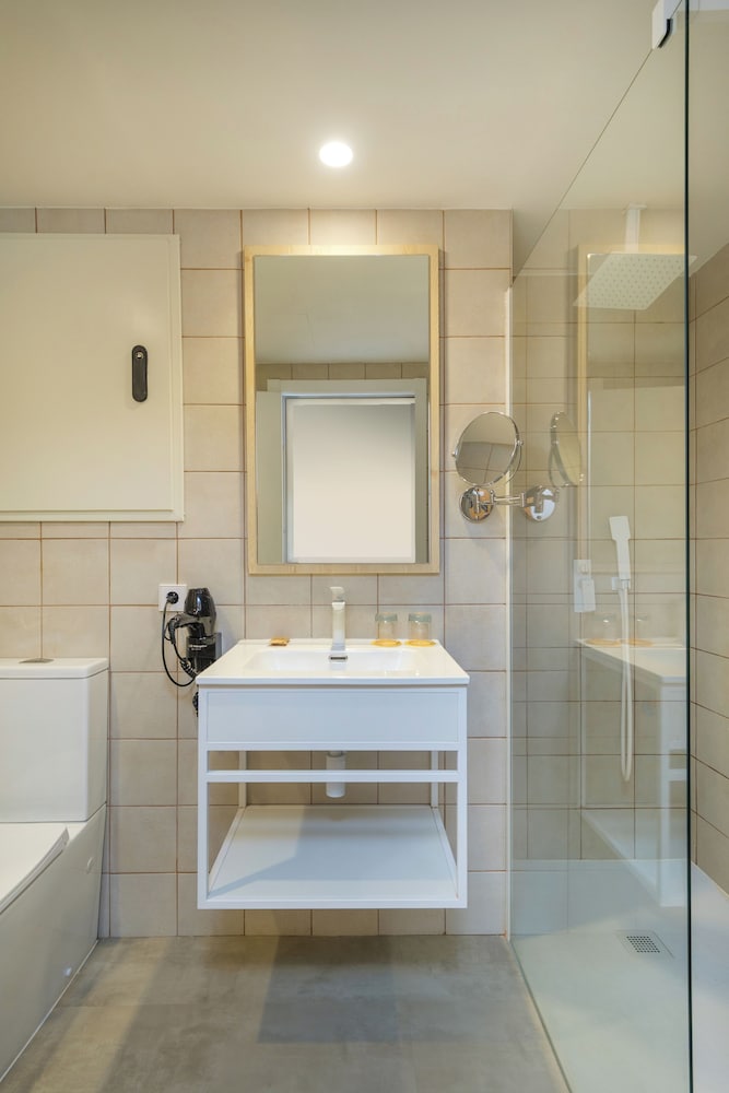 Double Room, Partial Sea View