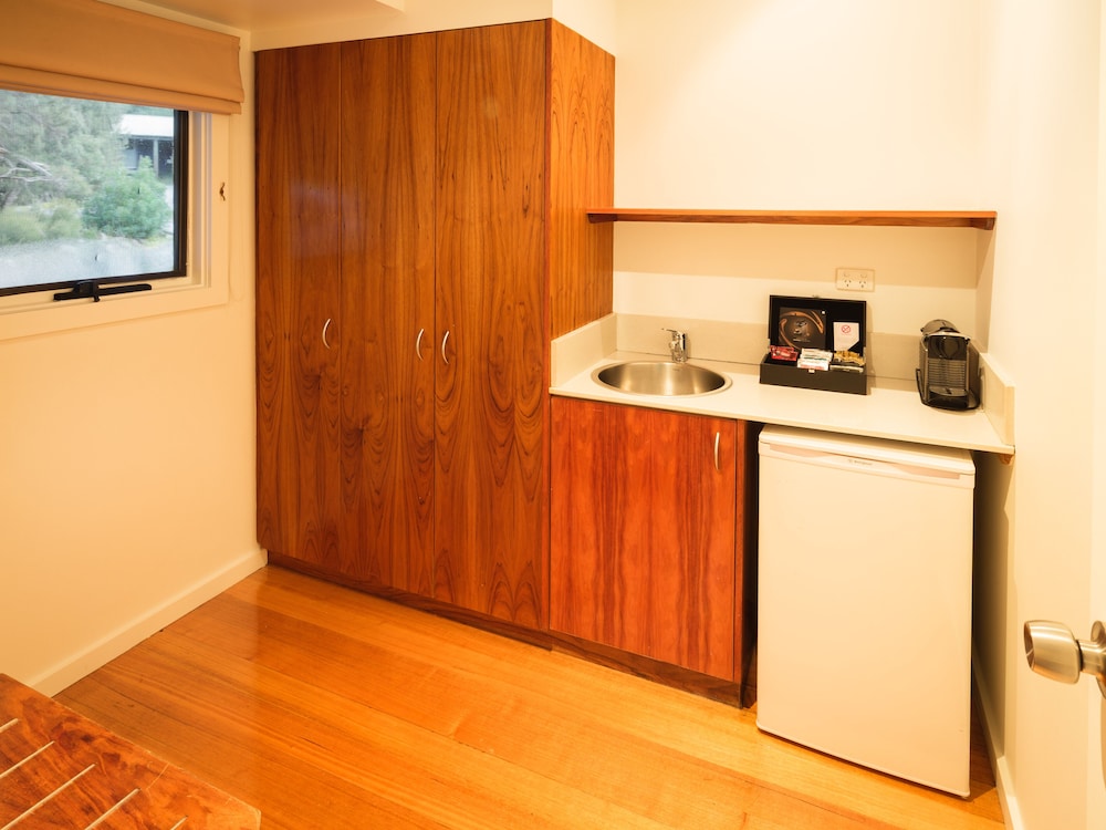 Cabin, 1 King Bed - Photo 2
