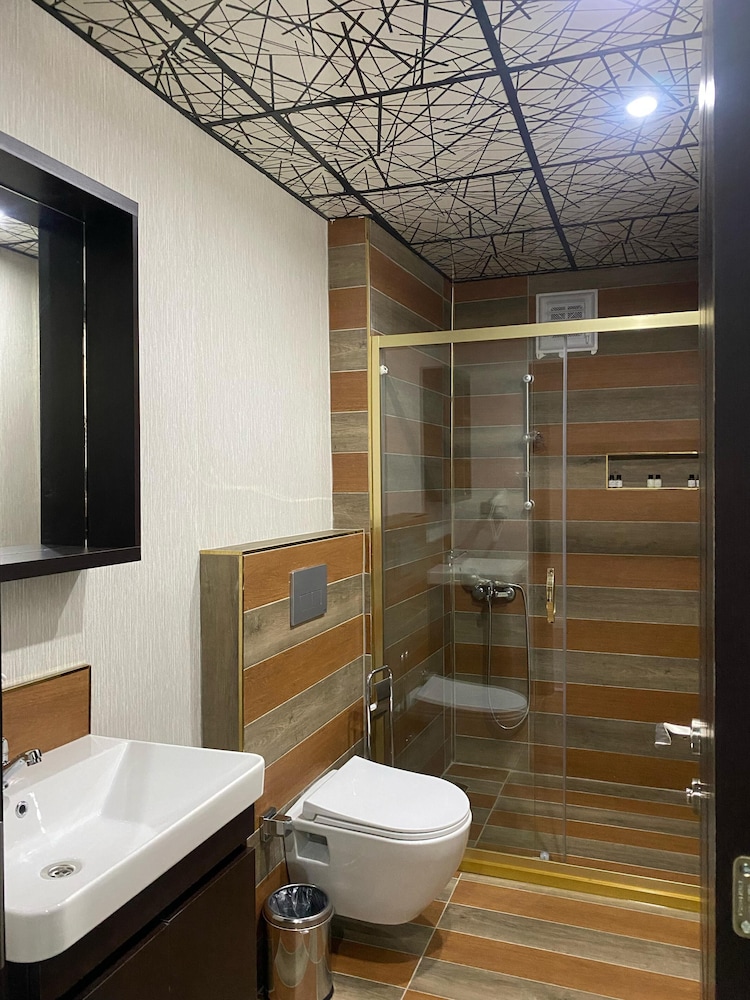Business Studio Suite, City View photo 2