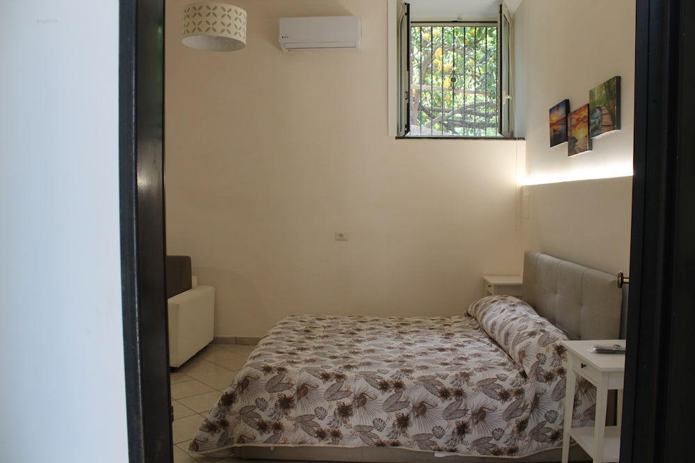 Classic Studio, 1 Bedroom, Kitchen, Annex Building (Ischia) photo 1