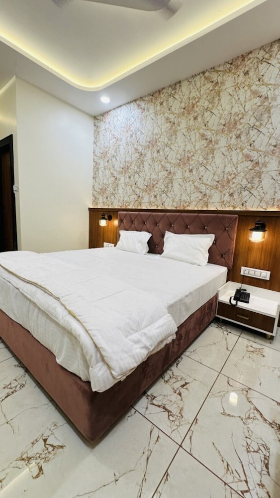 Royal Double Room photo 3