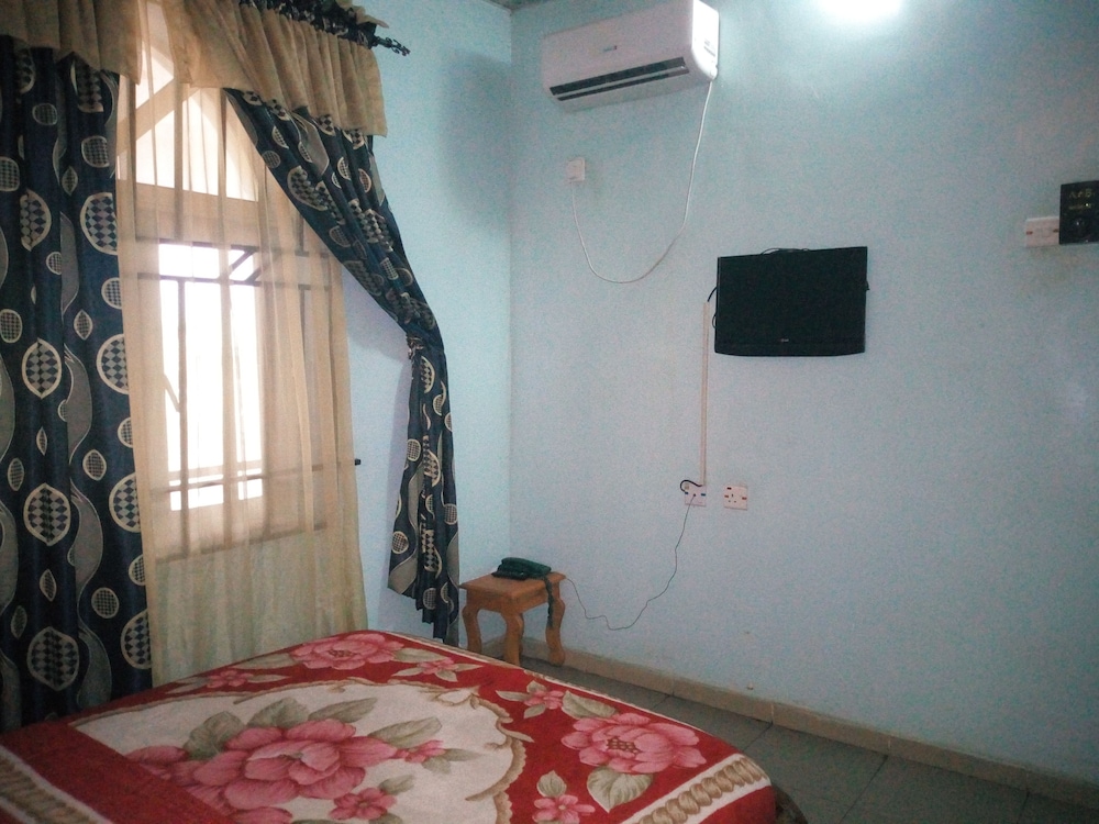 Royal Room photo 3