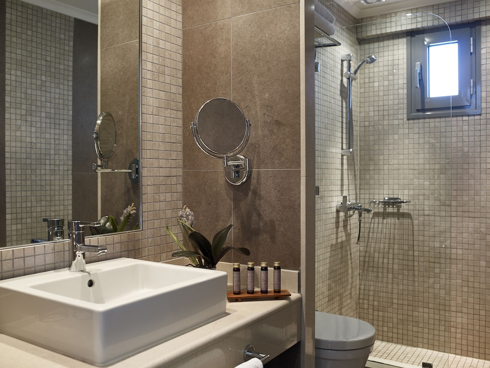 Family Suite - Photo 9