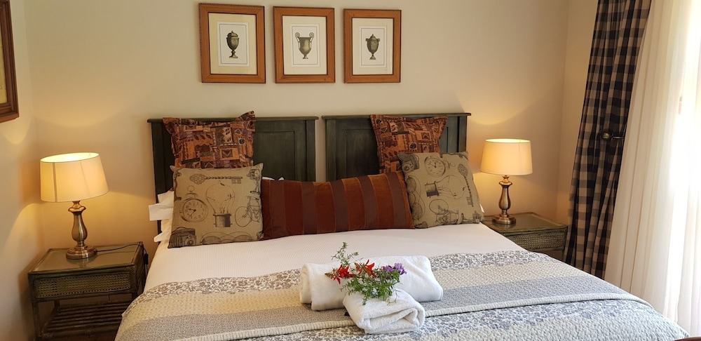 Luxury Double or Twin Room photo 3
