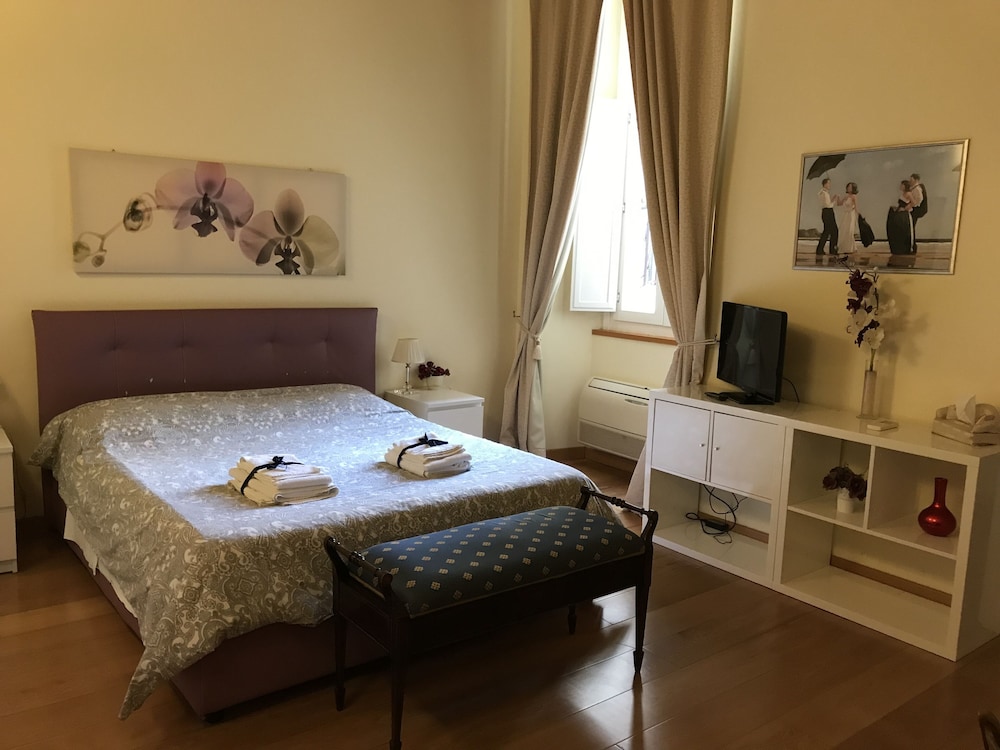 Comfort Suite photo 2