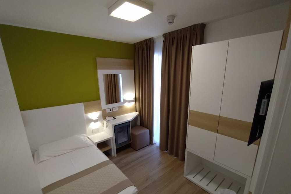 Superior Single Room