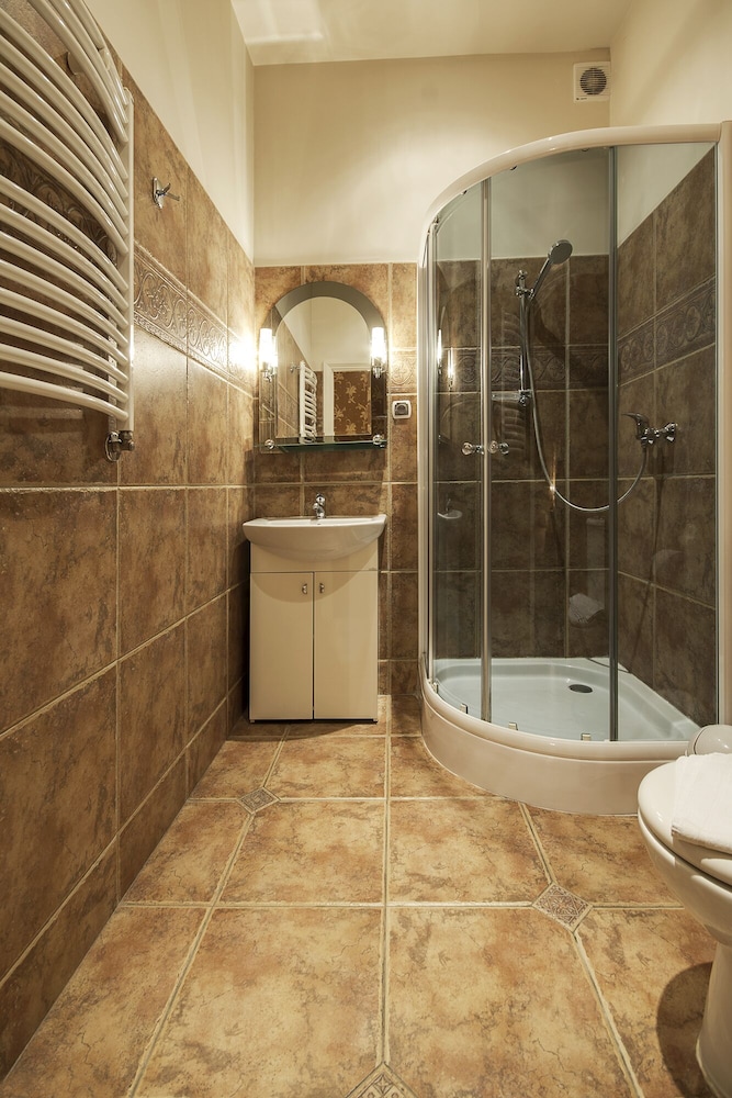 Classic Double or Twin Room - Photo 4