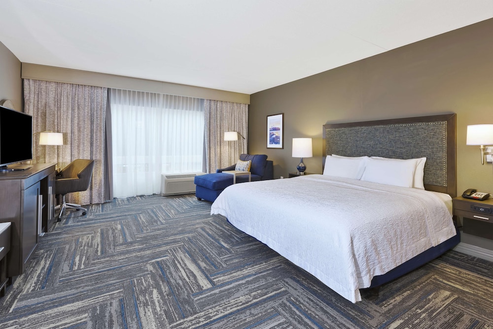 Room, 1 King Bed, Accessible, Non Smoking - Photo 2