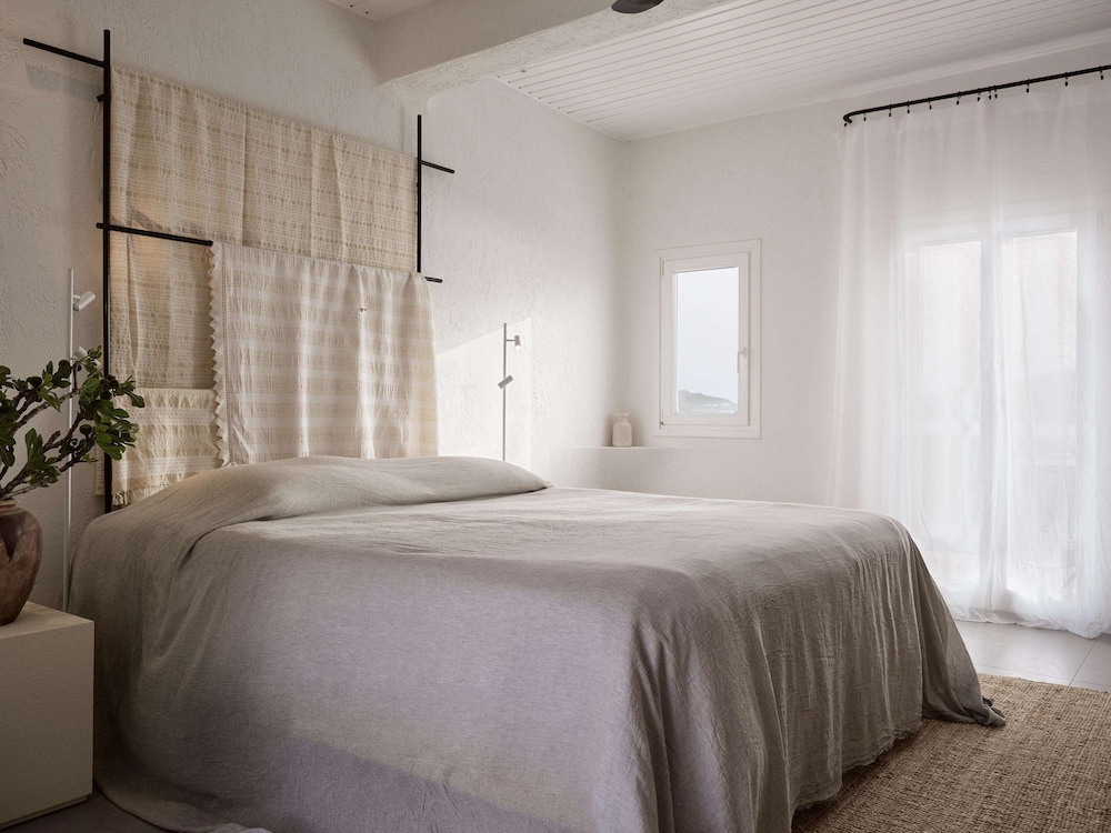 Sunset & Sea View Suite