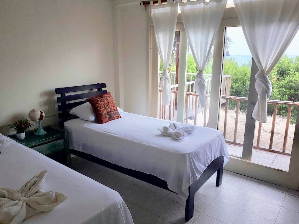 Twin Room, Ocean View photo 1