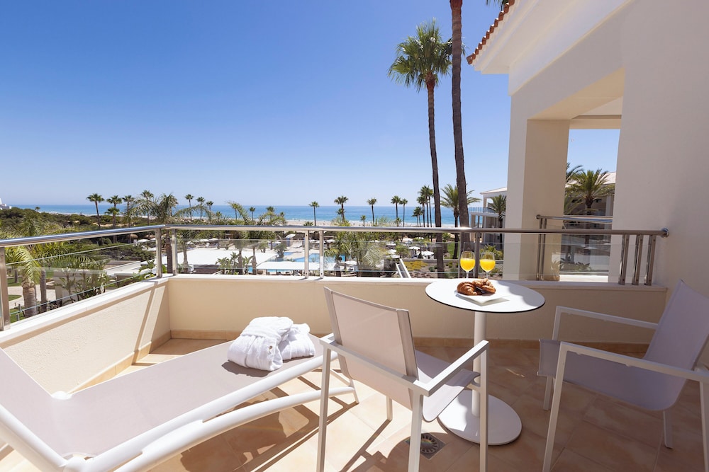 Senior Suite, Terrace, Sea Facing (Triple)