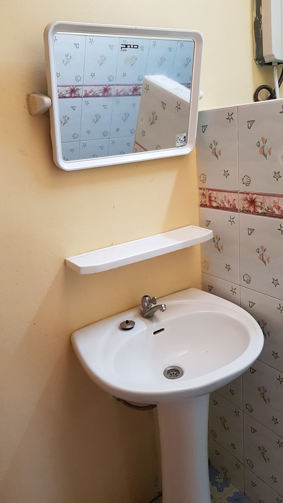 Standard Room photo 3
