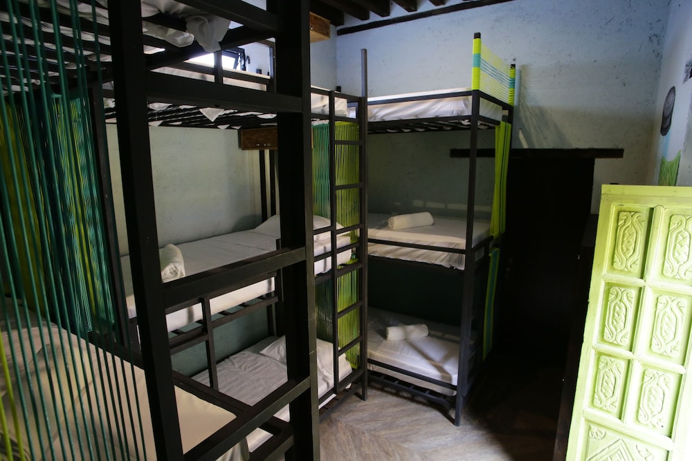 Basic Shared Dormitory, Mixed Dorm, Shared Bathroom 9 Beds photo 1