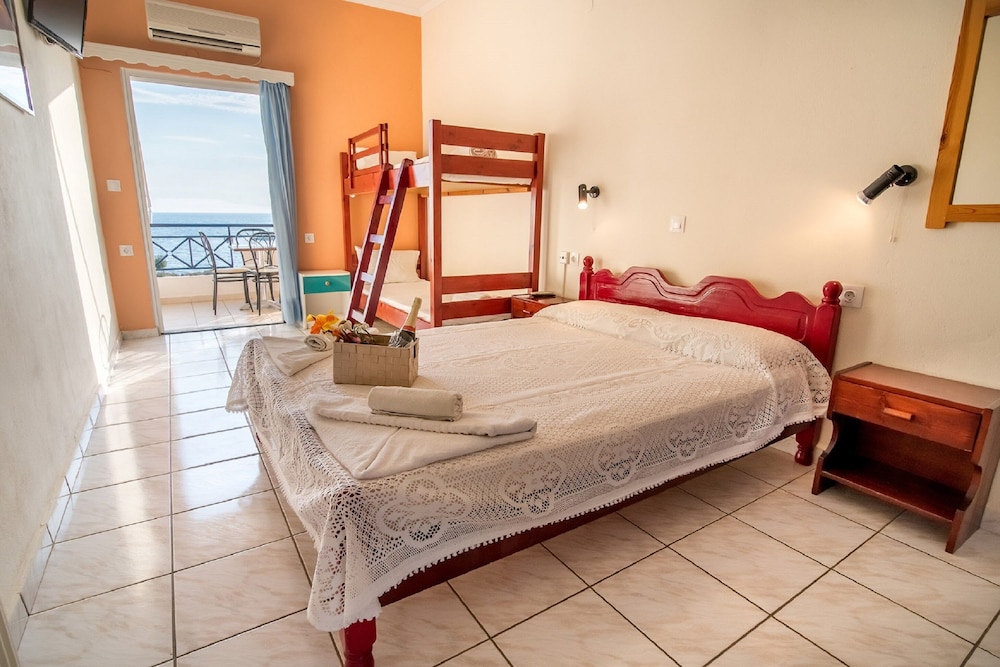 Apartment, Sea View (for 4) photo 1
