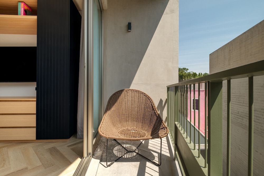 Suite Villa Room With Separate Living Room Overlooking Central Courtyard - Photo 7