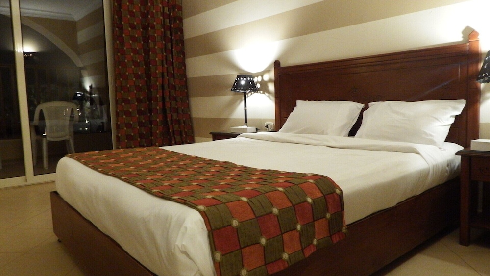 Honeymoon Room