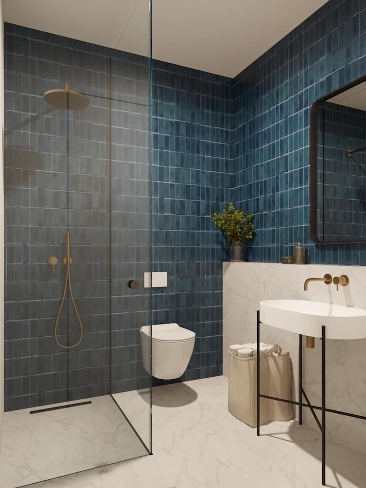 Junior Suite, Jetted Tub photo 3