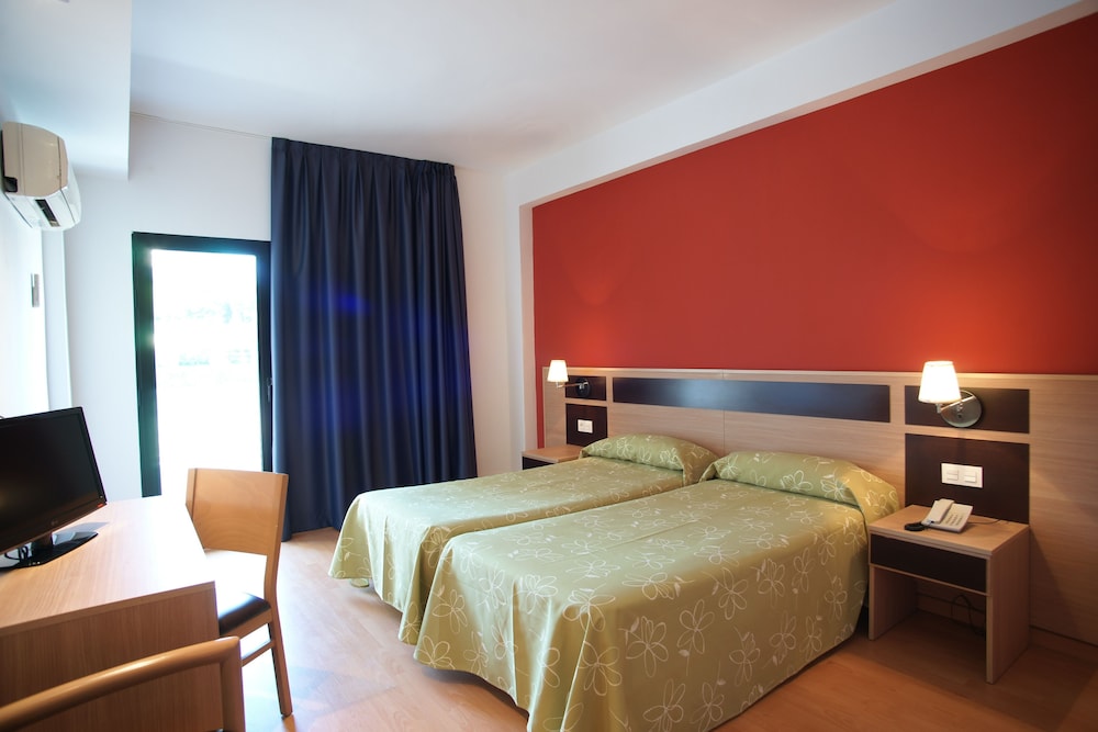 Triple Room (2+1)