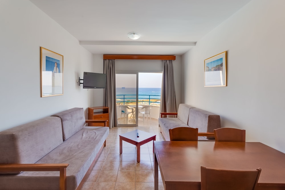 Single Room, Partial Sea View (Single) photo 2
