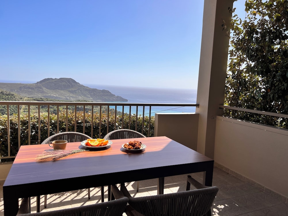Suite, 1 Bedroom, Sea View - Photo 6