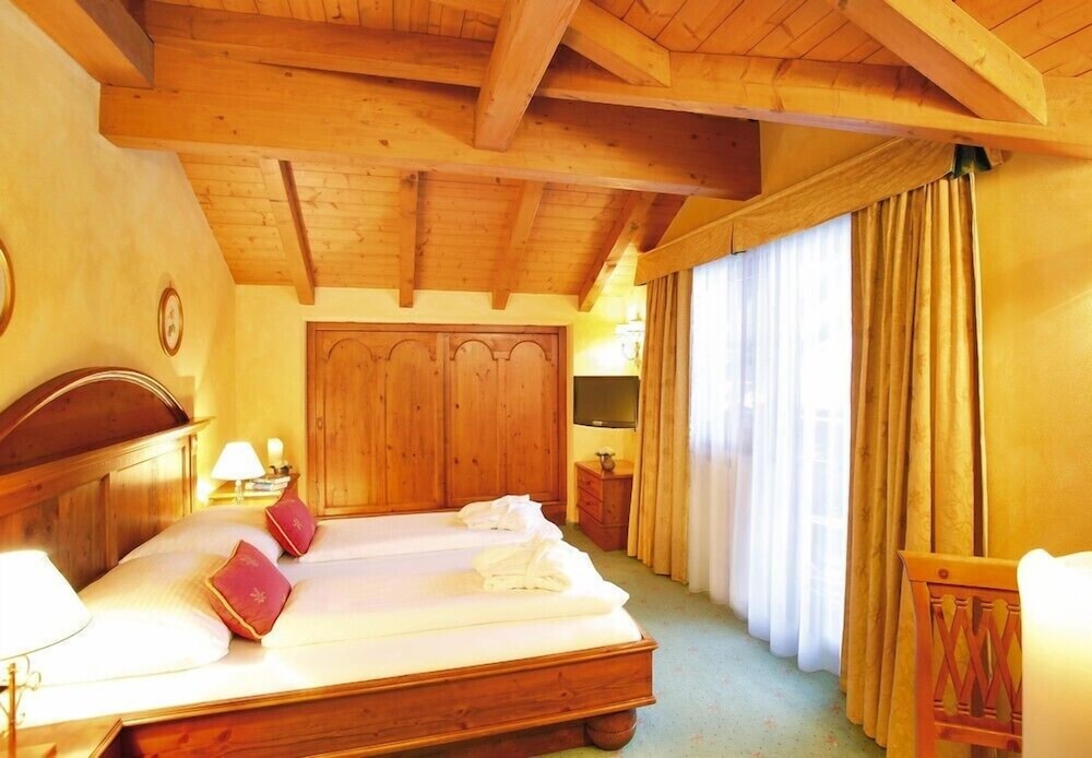 Apartment (Mountain Chalet Deluxe) photo 1