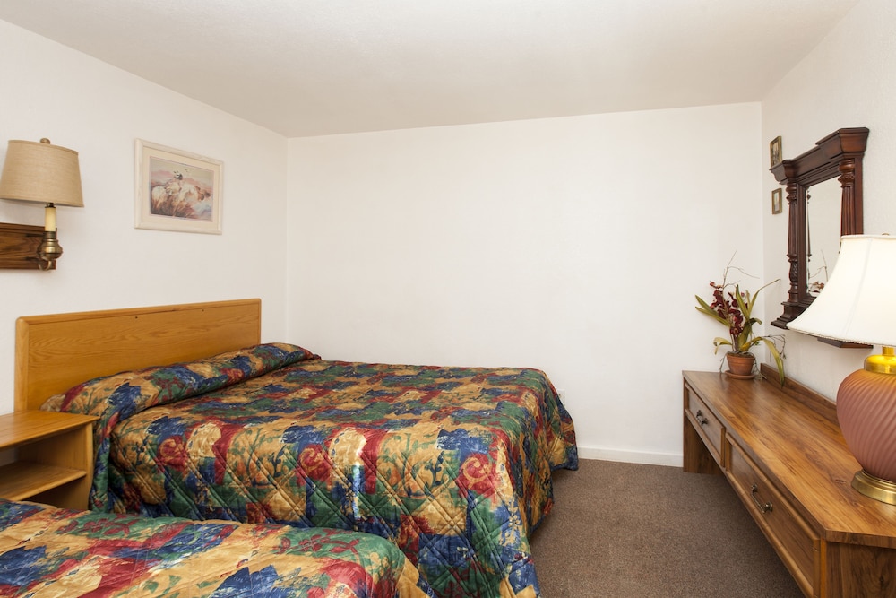 Cottage, 2 Bedrooms, Kitchen (w/sofa bed) photo 1