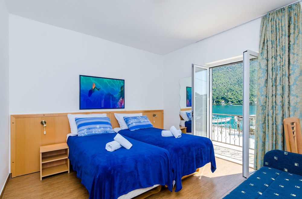 Standard Apartment, Multiple Beds