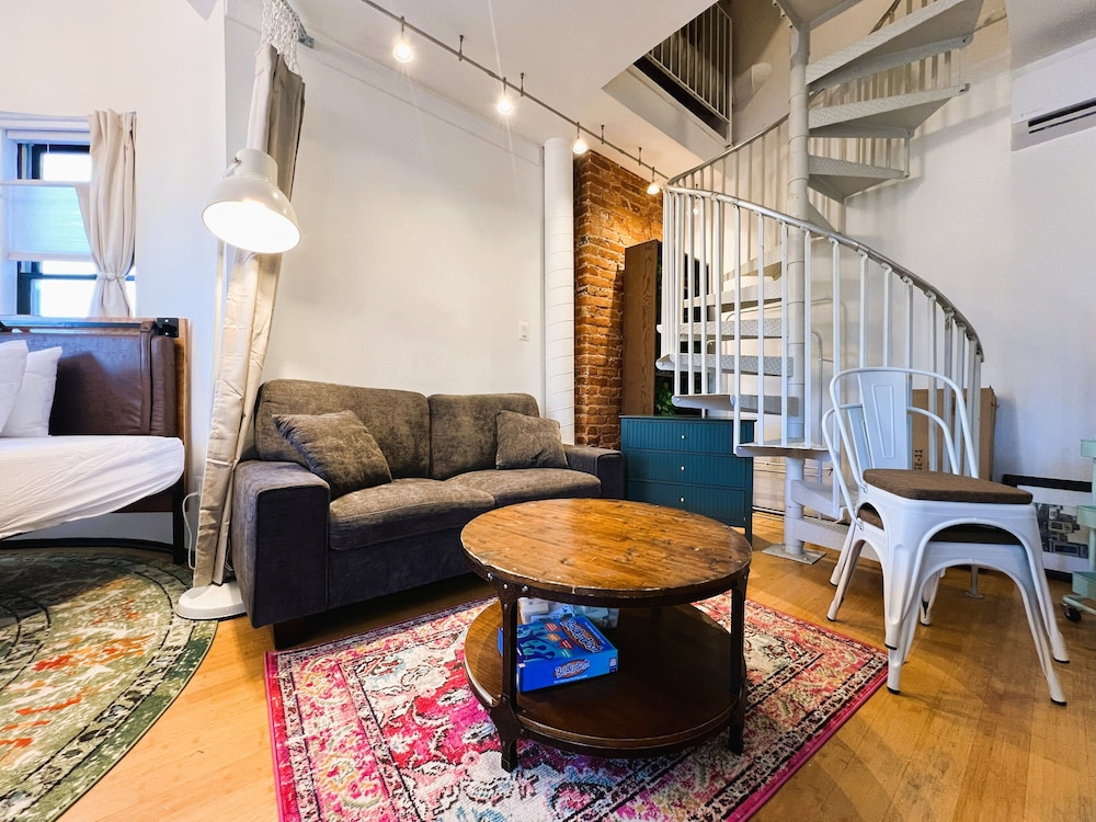 Deluxe Studio, Multiple Beds, Kitchen